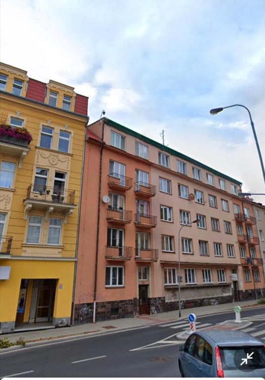 Apartman V Centru 卡罗维发利 外观 照片